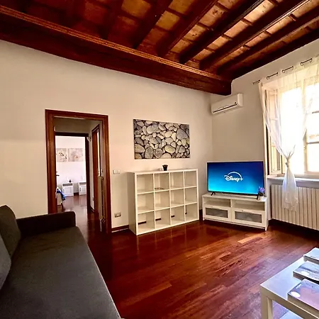 Elegante Nel Centro Storico Di Torino