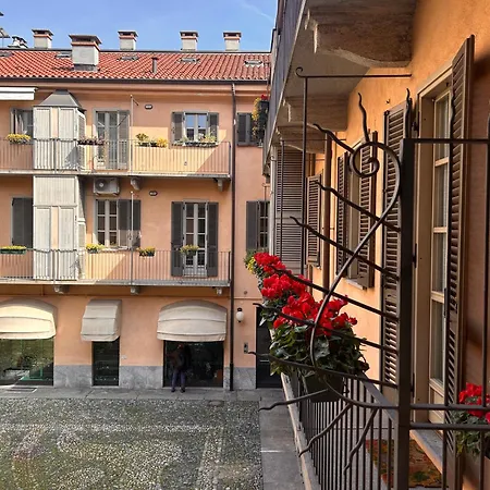 شقة Elegante Nel Centro Storico Di *